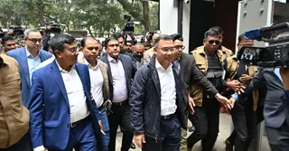 দেশে ফিরে প্রথমবার বিএনপির গুলশান কার্যালয়ে তারেক রহমান